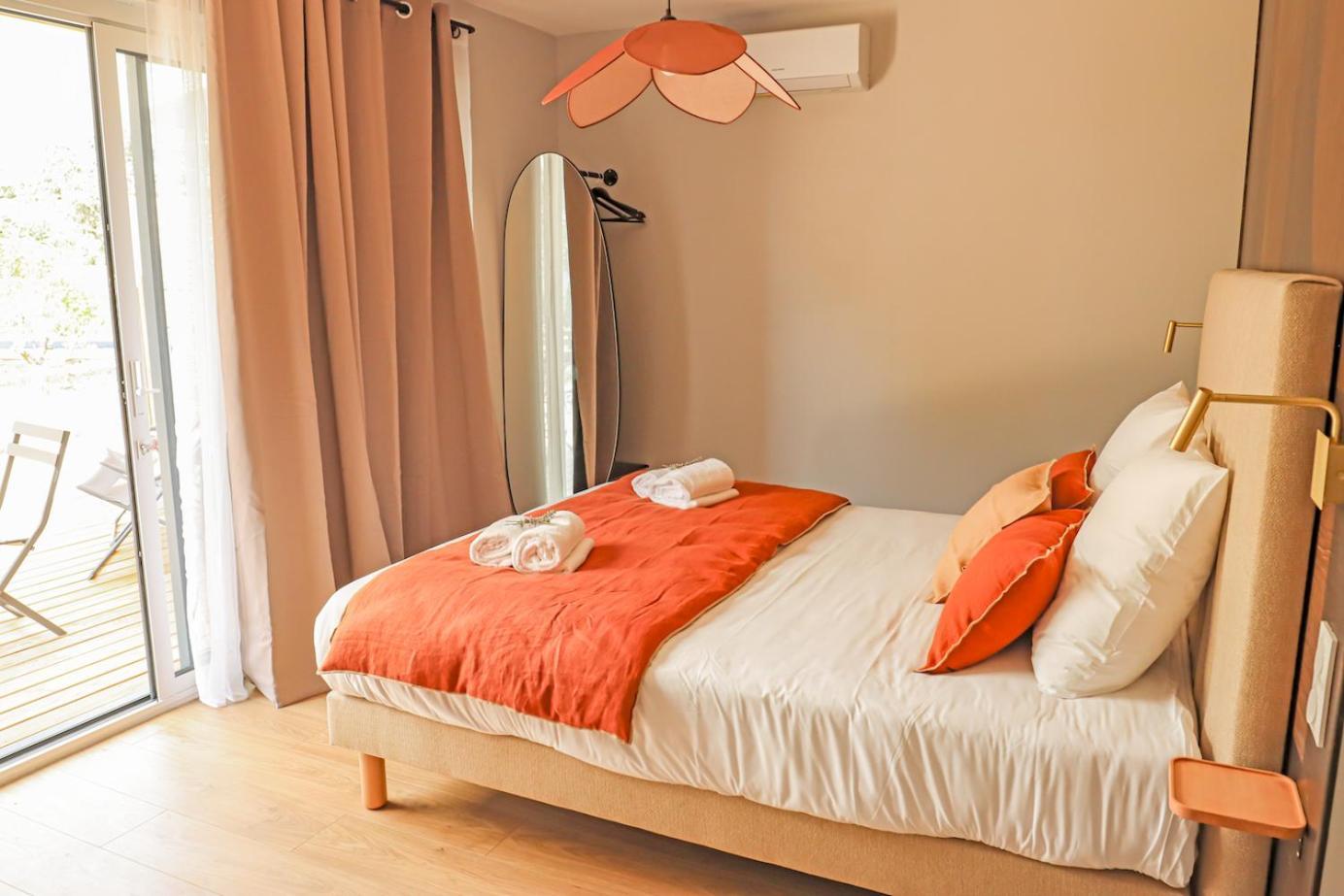 Les Gites De Laure - L'Eden Romantique, Chambres Hotes, Spa Prive, Couloir De Nage, Adults Only Malves-en-Minervois Bagian luar foto