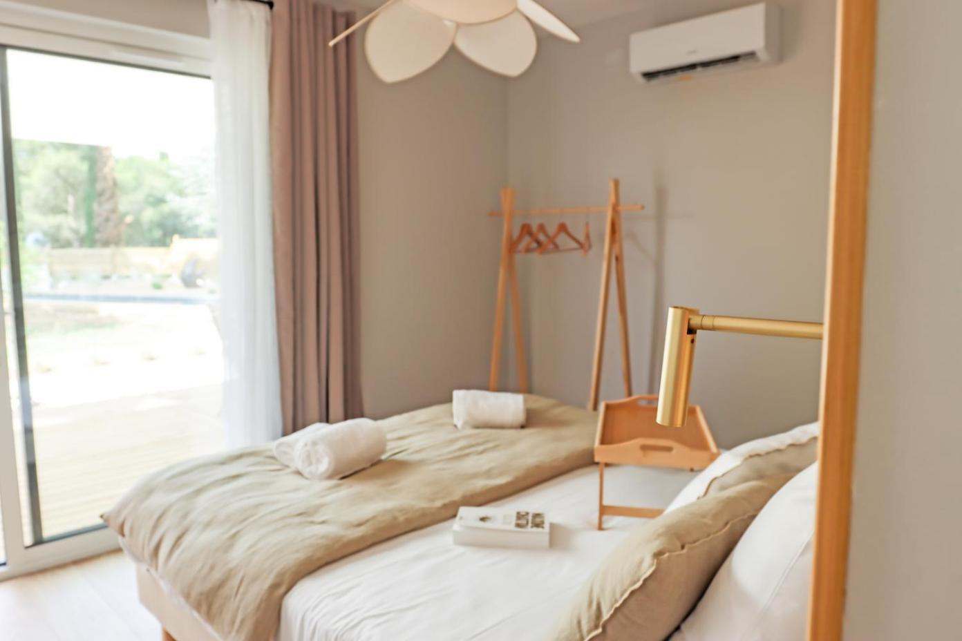 Les Gites De Laure - L'Eden Romantique, Chambres Hotes, Spa Prive, Couloir De Nage, Adults Only Malves-en-Minervois Bagian luar foto
