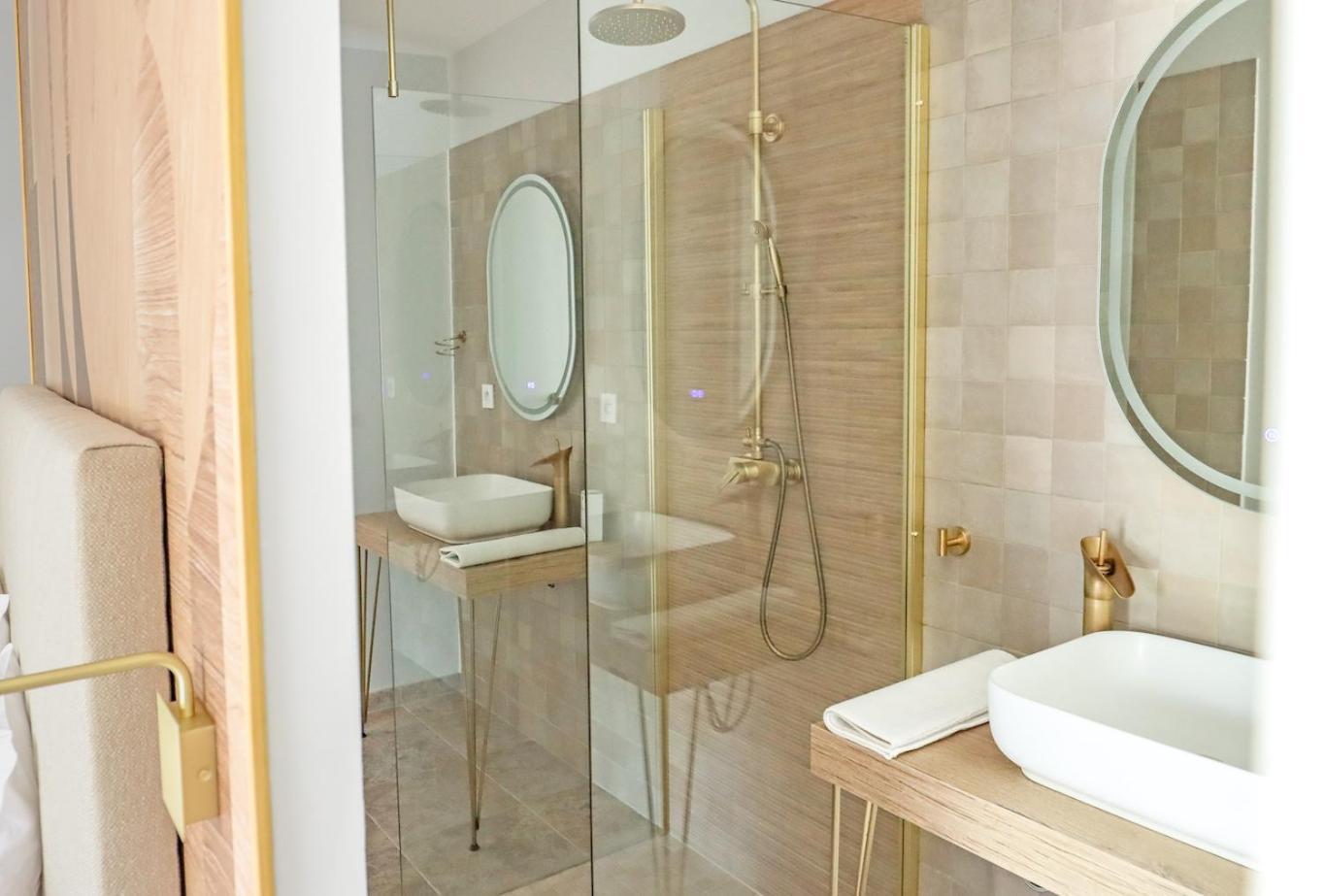 Les Gites De Laure - L'Eden Romantique, Chambres Hotes, Spa Prive, Couloir De Nage, Adults Only Malves-en-Minervois Bagian luar foto